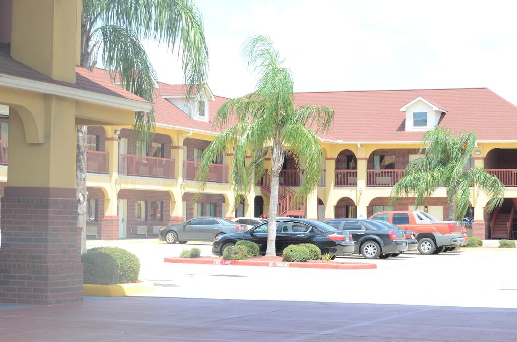 Sterling Inn And Suites At Reliant And Medical Center Houston Exterior foto