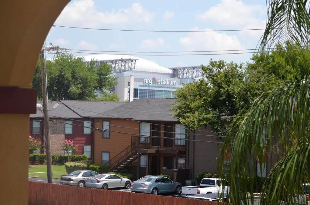 Sterling Inn And Suites At Reliant And Medical Center Houston Exterior foto